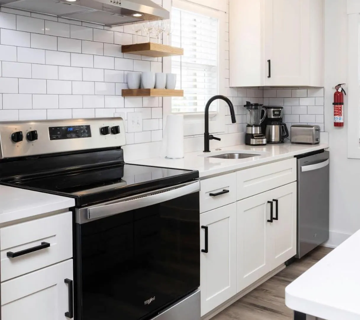 Ocean Lofts In The Vibe #2 - 5 Min Walk To Beach Virginia Beach Apartment
